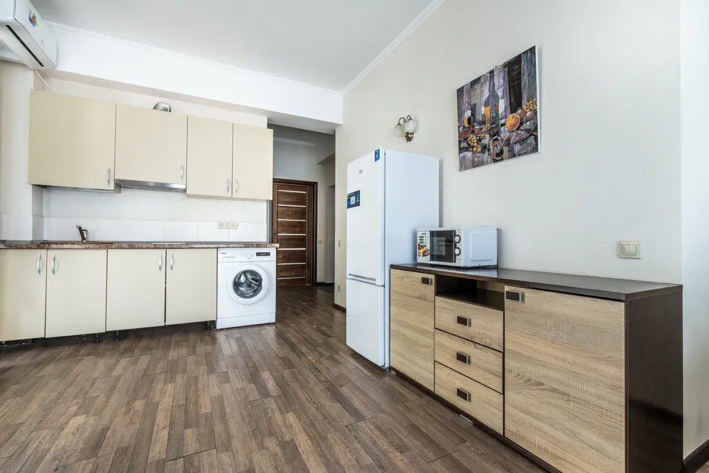 Апартамент с закатным балконом, 52 м², 2 этаж