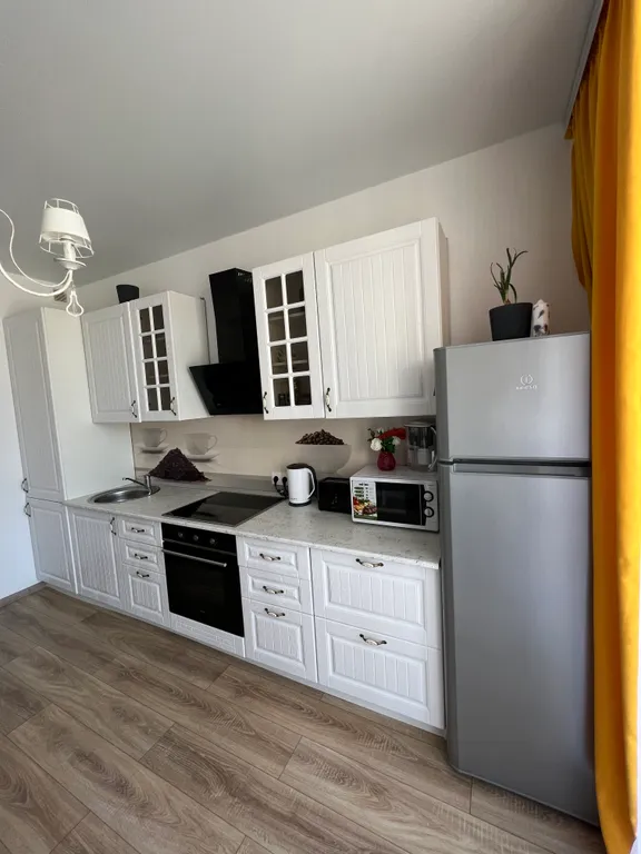 2к квартира с видом на бассейн ЖК «Кипарис»