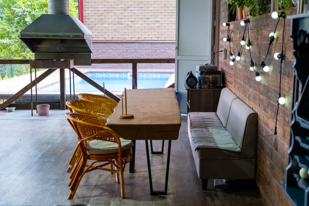 Коттедж Kрacивый дом c баcсeйнoм, баней с огромной террасой — Пластунка