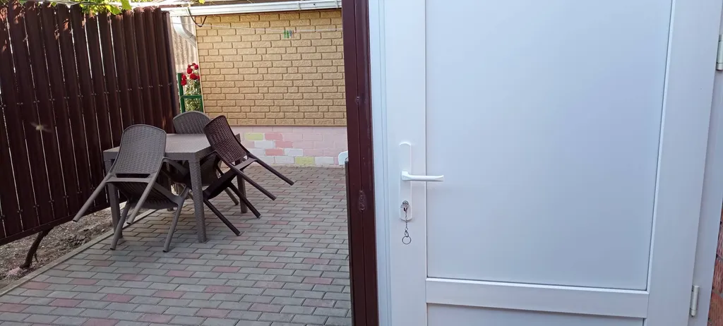 Коттедж Уютный домик у моря — Ейск