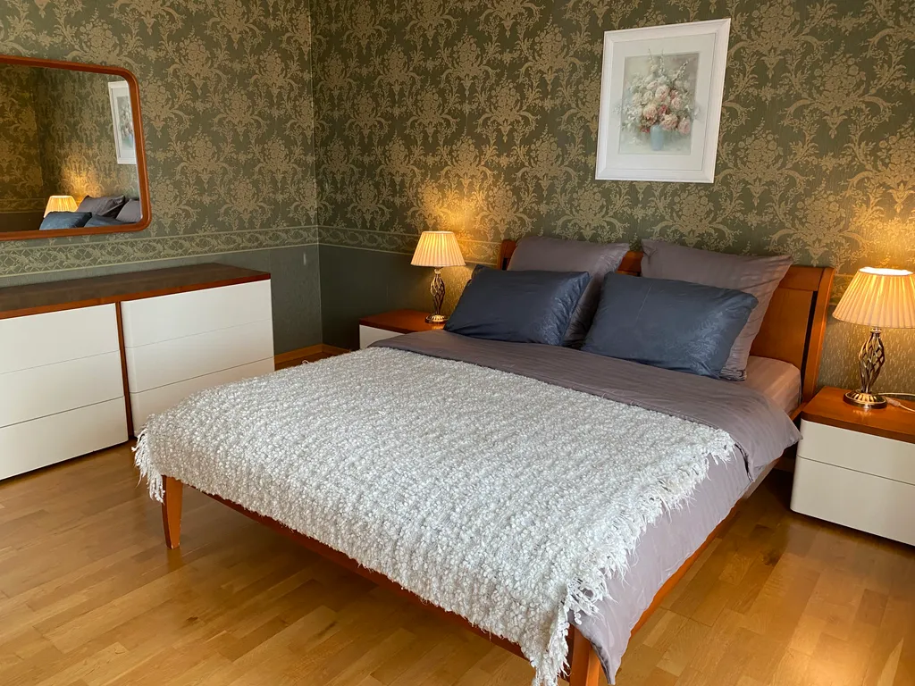 Просторная квартира в центре города для большой семьи — аренда посуточно в Уфа