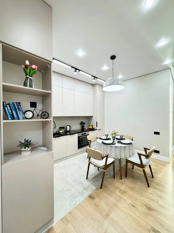 3-комнатная с видом на горы в ЖК Комфорт Сити, рядом с ТЦ MEGA