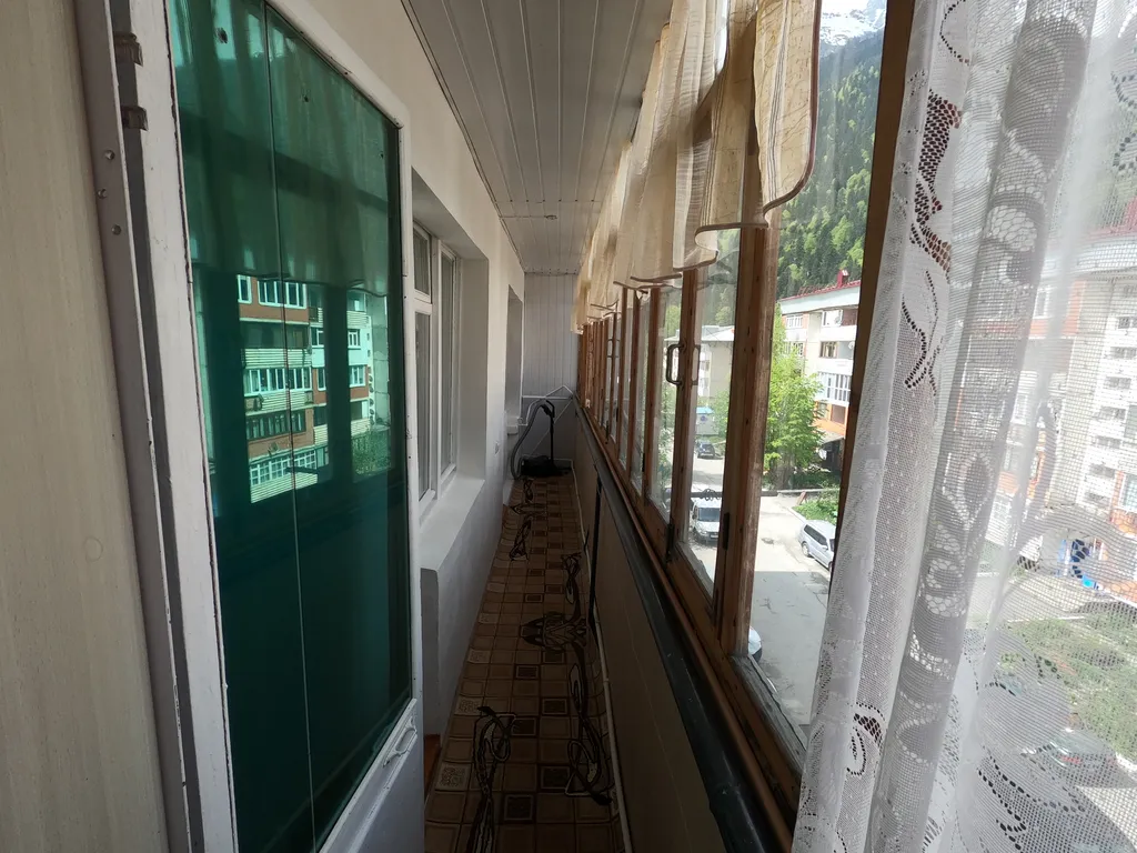 Трёхкомнатная квартира в сердце Домбая