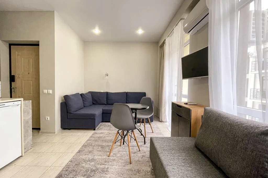 Уютная студия Морент с видом на море и двор, ЖК Сорренто Парк