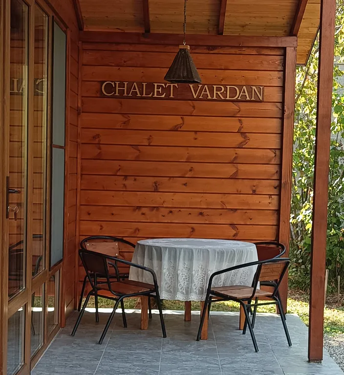 Райский уголок для уединения Chalet Vardan