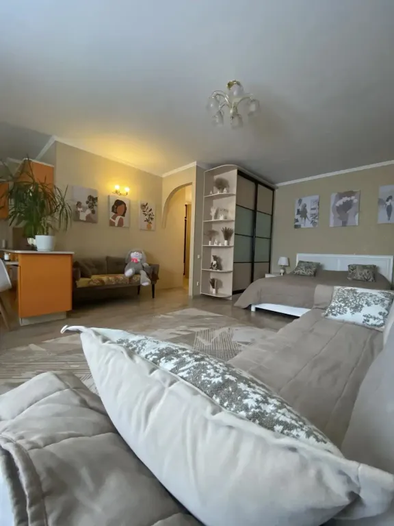 Уютная студия в центре с великолепным видом на горы