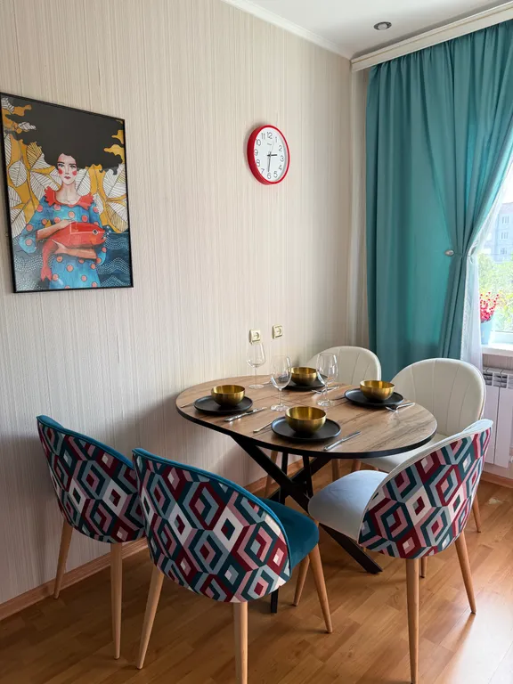 Уютная трехкомнатная квартира с видом на горы