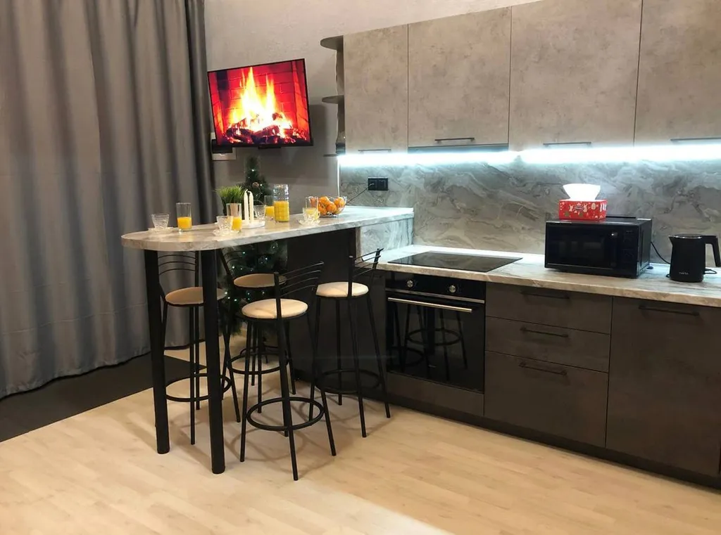 Уютный домик в окружении леса и горячих источников