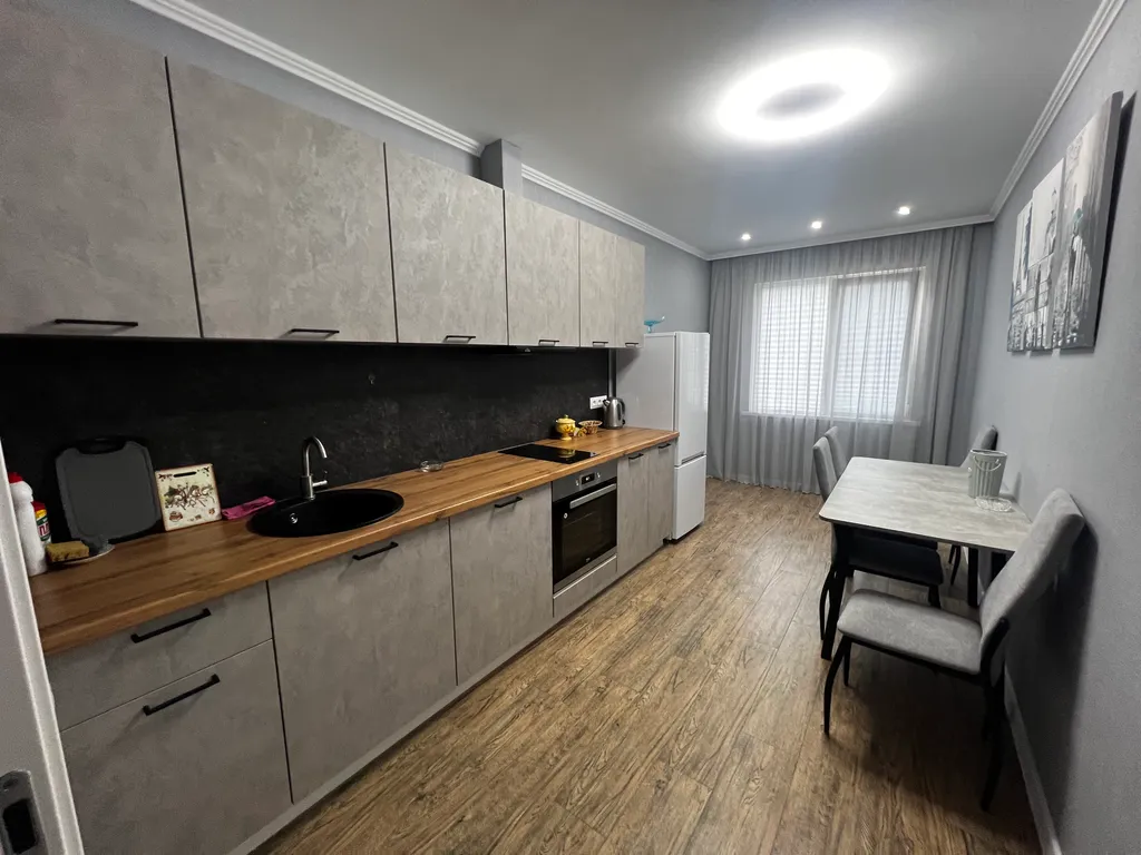 Уютная двухкомнатная квартира с ремонтом