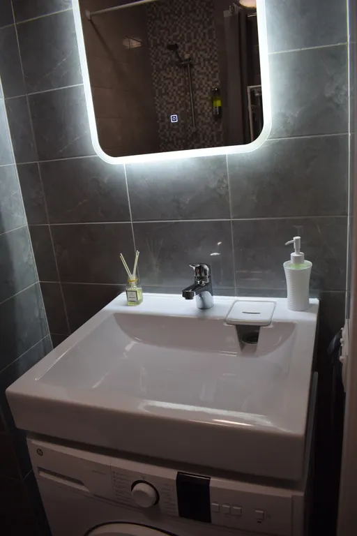 Студия у аэропорта Толмачево