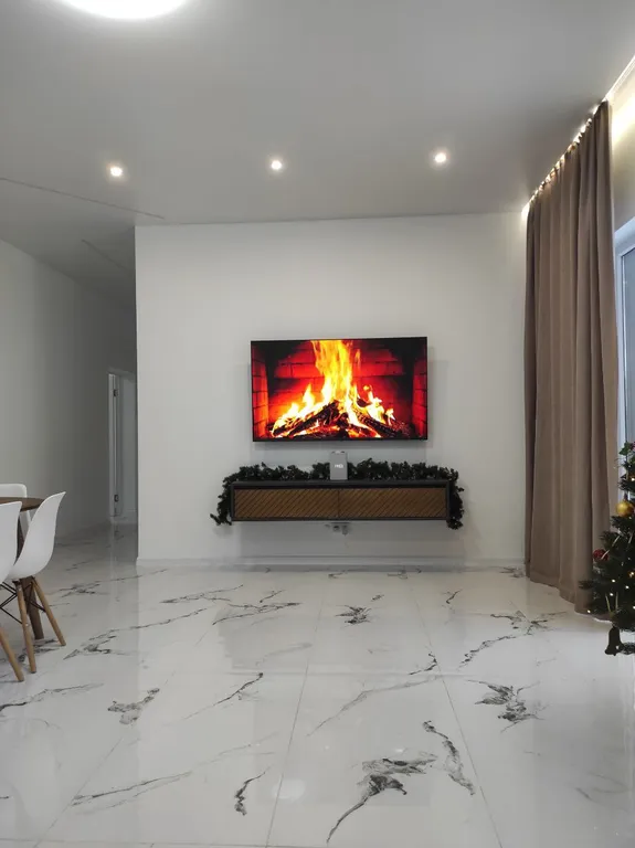 Коттедж Просторный дом — Лобня