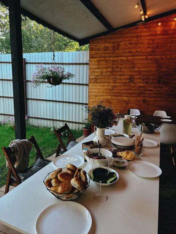 Коттедж Домик с яблонями — Москва