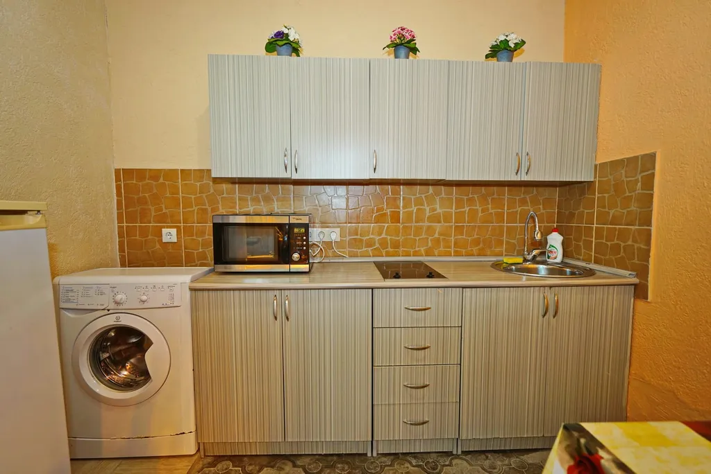 Уютный домик в парковой зоне, на берегу моря