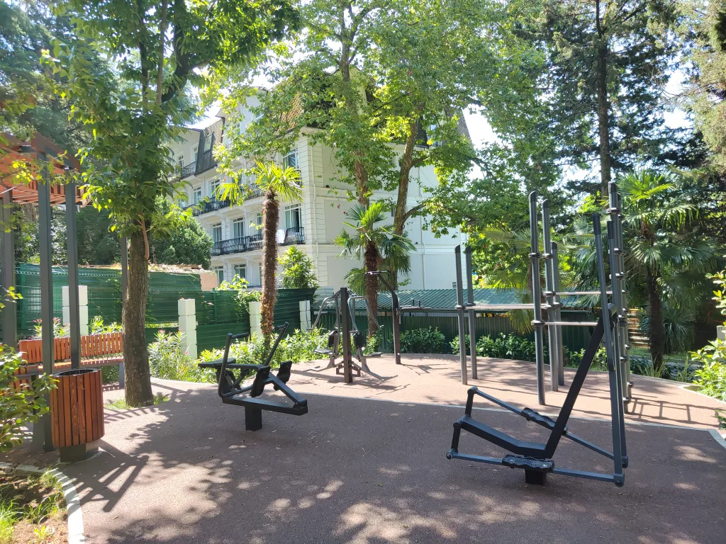 Квартира Квартира Центр Сочи, парк Дендрарий, у моря — Сочи