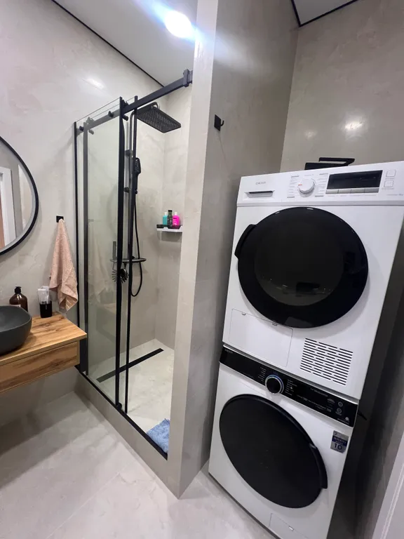 Апартаменты more - первая линия от моря в центре