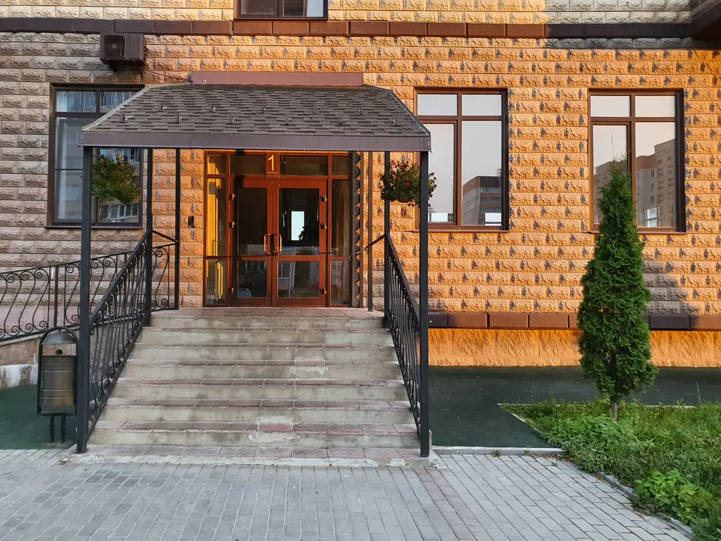 Комфортный двухуровневый апартамент в элитном комплексе