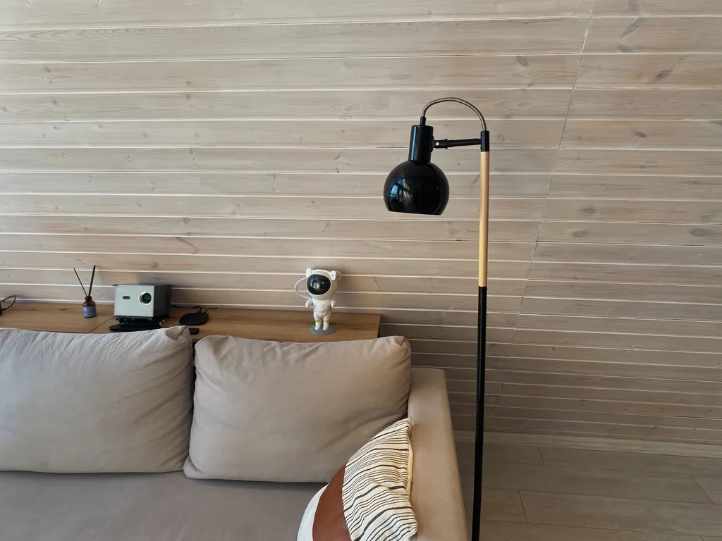 Загородный дом с чаном и панорамным видом на озеро