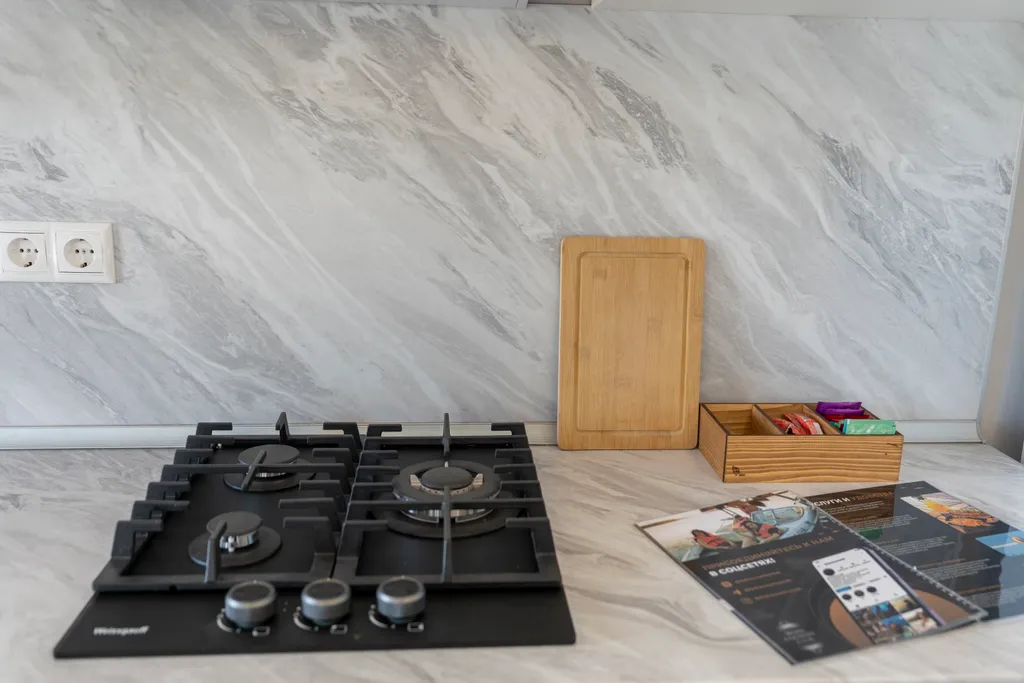 Премиальная вилла на берегу озера с выходом к пляжу