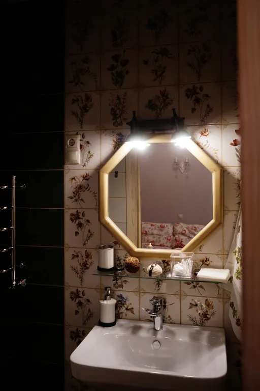 Просторный семейный номер Charm в Доме на Итальянском 9