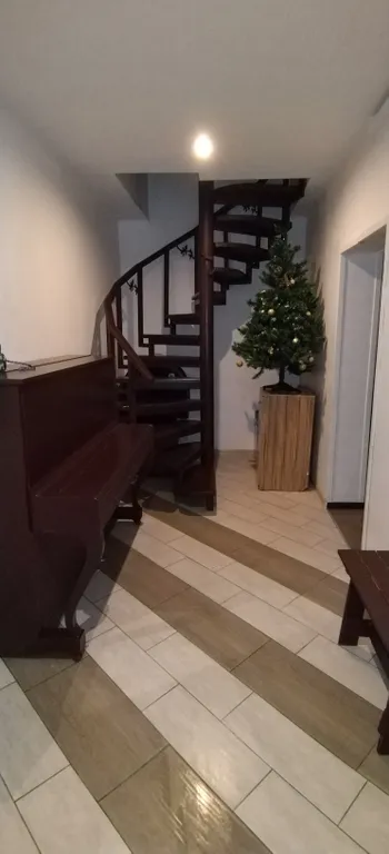 4-комнатный Дом