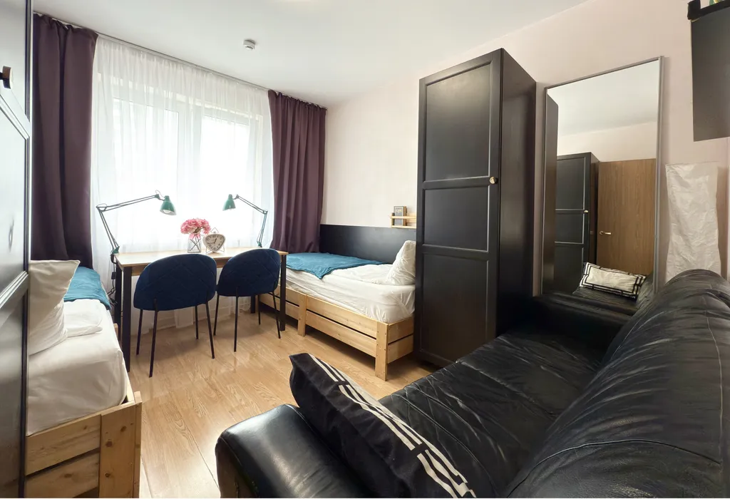 Семейная с камином