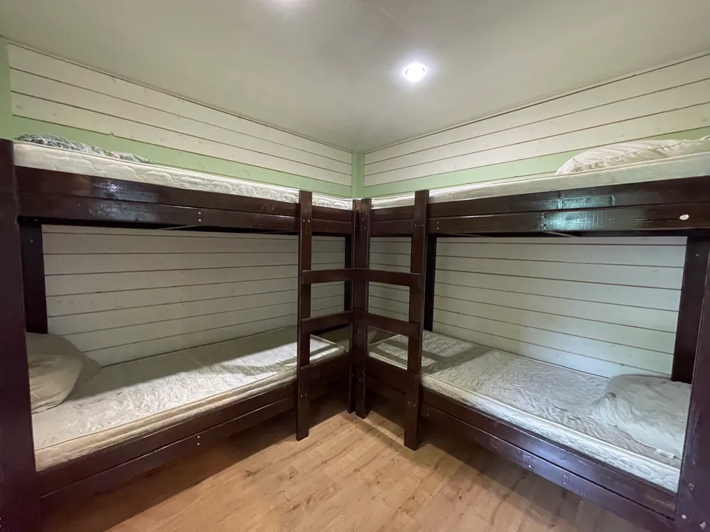 Медвежий берег