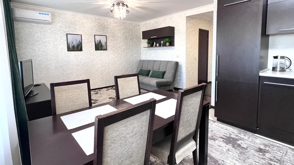 Проживание до 6 чел, 3 комнаты, в доме есть лифт