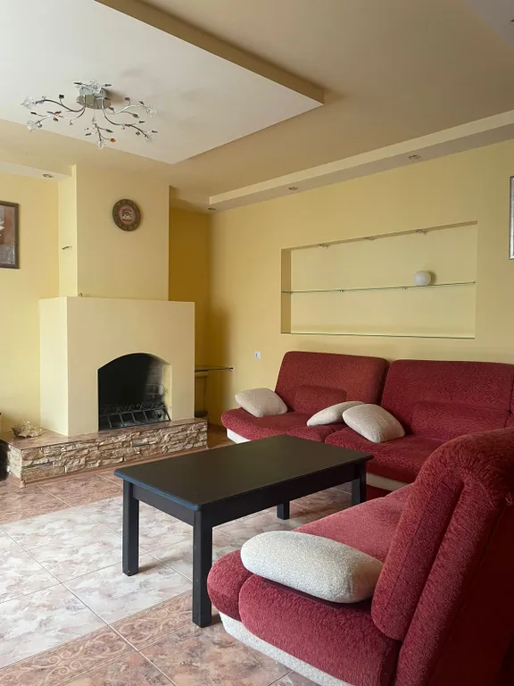 Уютный дом в центре города