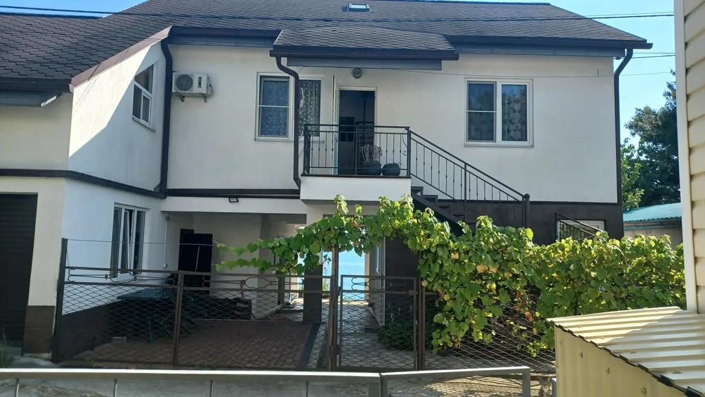 Квартира У самого моря комната в частном доме — аренда посуточно в Лоо