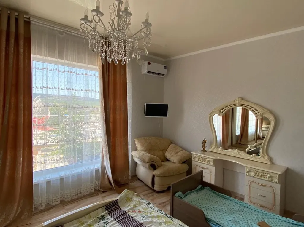 4-комнатный Дом