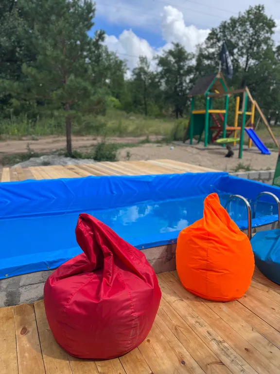 Большой дом в лесу