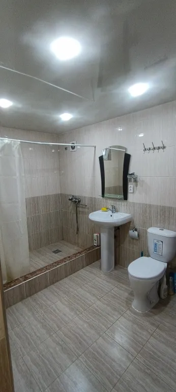 Уютный домик с прекрасными видами вокруг