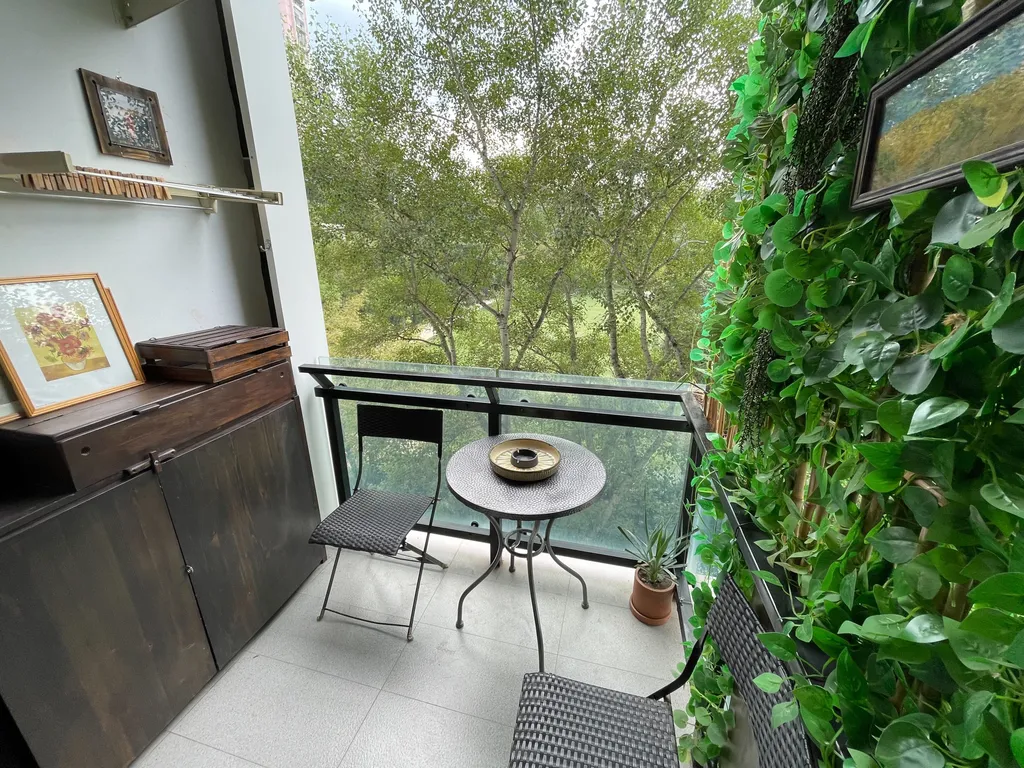 Green Flat7a in Mziuri Park