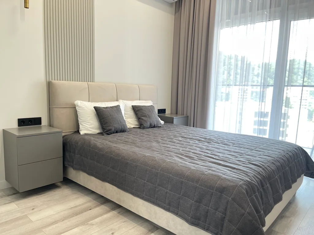 Дизайнерская евротрёхкомнатная квартира в жк аллея парк