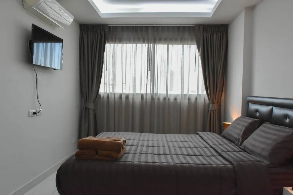 Комфортная квартира с видом на море. Быстрый интернет. Район-Пратамнак