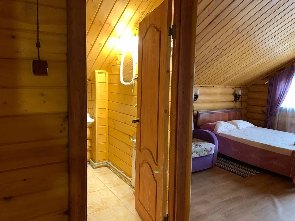 Дом с баней у пруда Алмаз Сити для мероприятий и отдыха