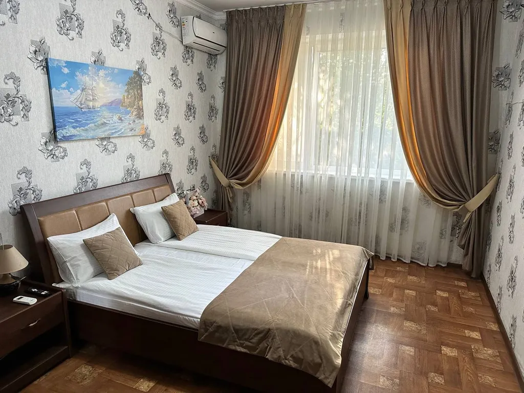 3-комнатная Квартира — аренда посуточно в Вардане