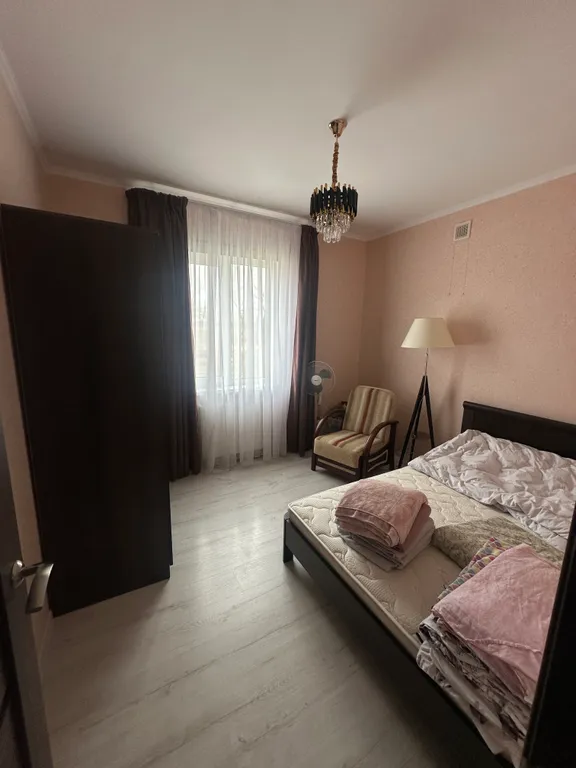 Двухэтажный гоcтeвой дoм в живoписном местe