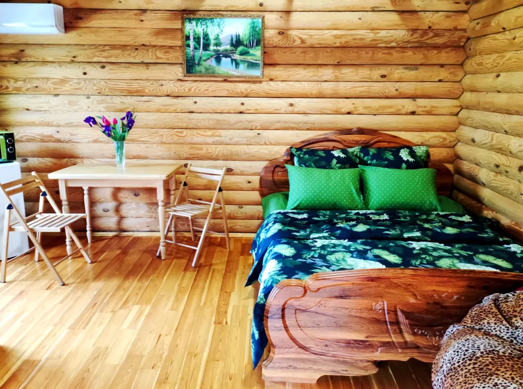 Коттедж Уютный индивидуальный домик в пригороде — Доброе