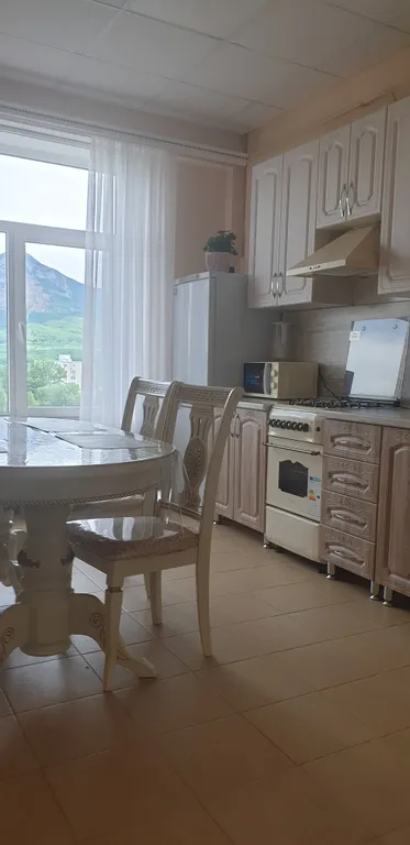 Квартира с видом на горы