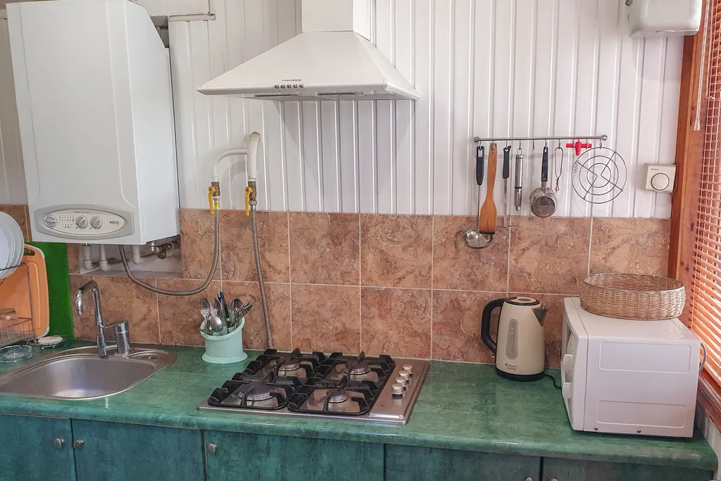 Квартира рядом с набережной со своим двором и паркингом