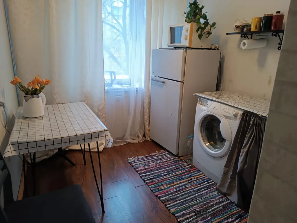 Однушка на набережной