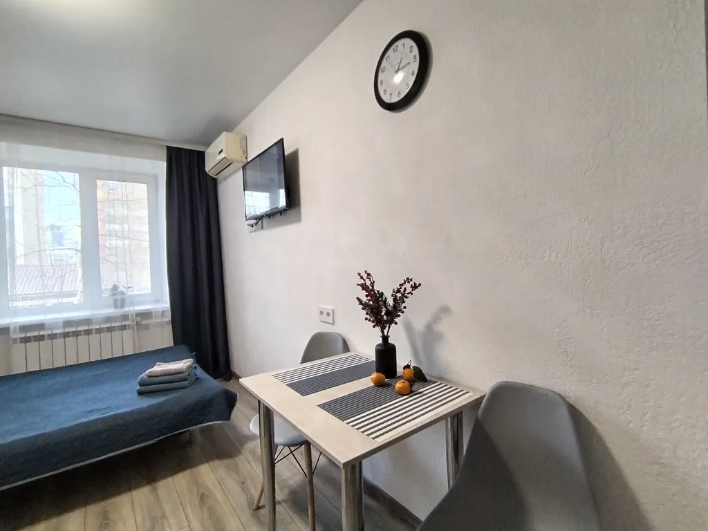 Современная студия в центре возле вокзала