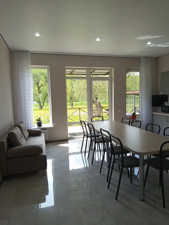 Дом 90m2 — чан, три спальни, рядом горная река