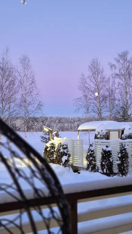 Коттедж Уютнейший дом с роскошным видом на озеро — Ларионово