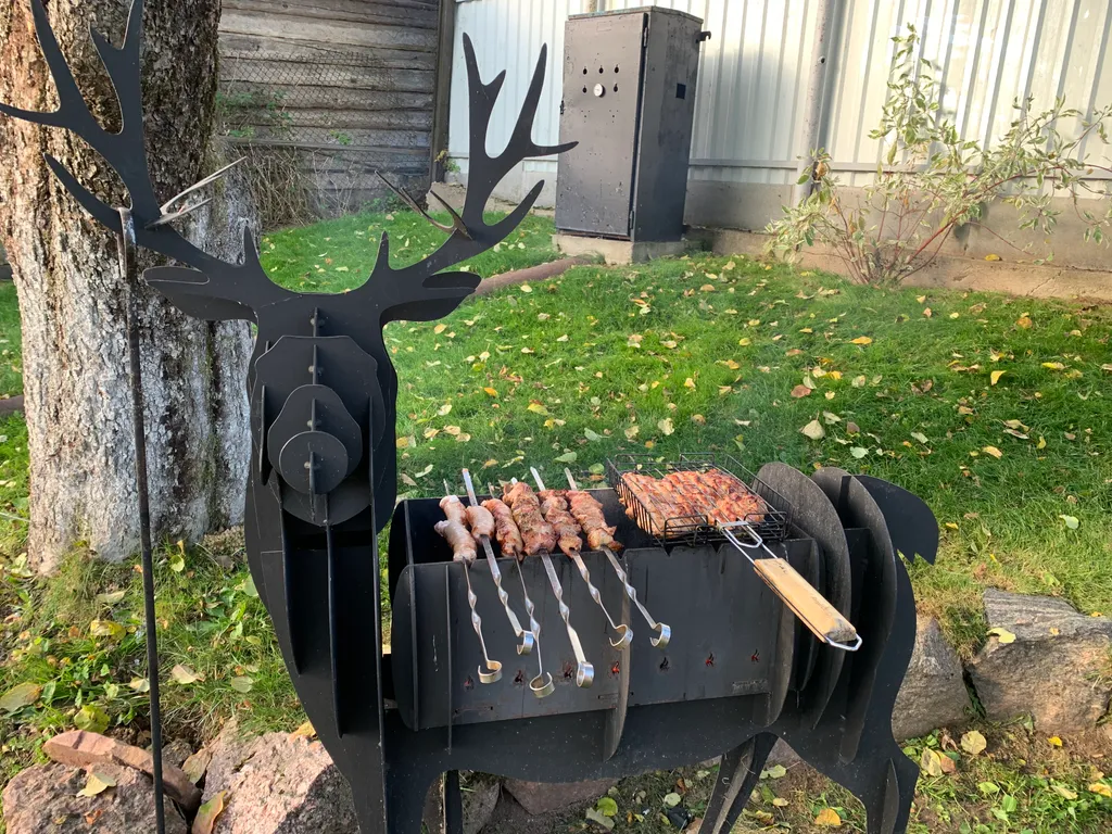 Уютный домик у озера