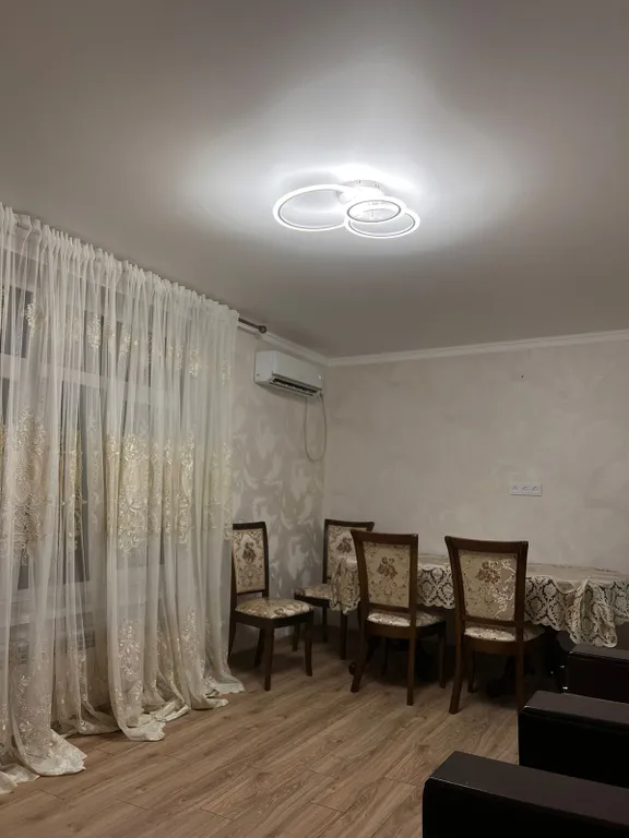 Квартира Светлая просторная квартира, в пешей доступности от моря, базара, парка — Дербент