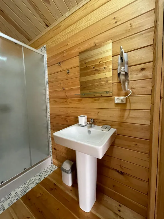 Новый эко-отель 3000/сутки трехместный номер