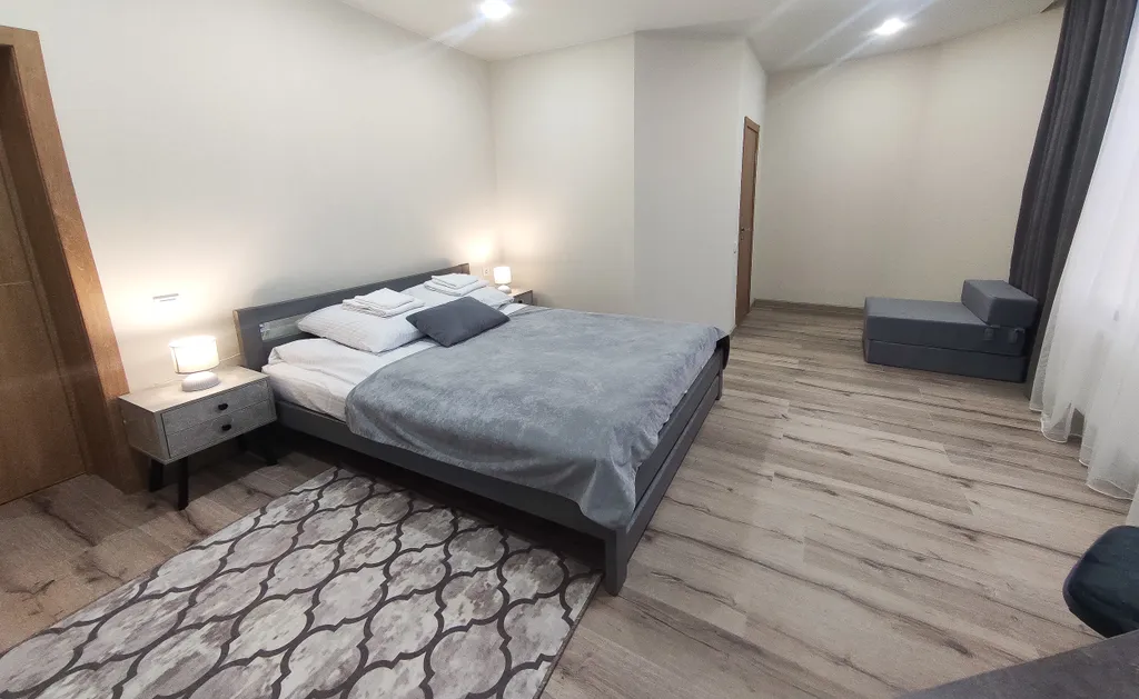 Просторный номер с видом на Серафимо-Дивеевский монастырь