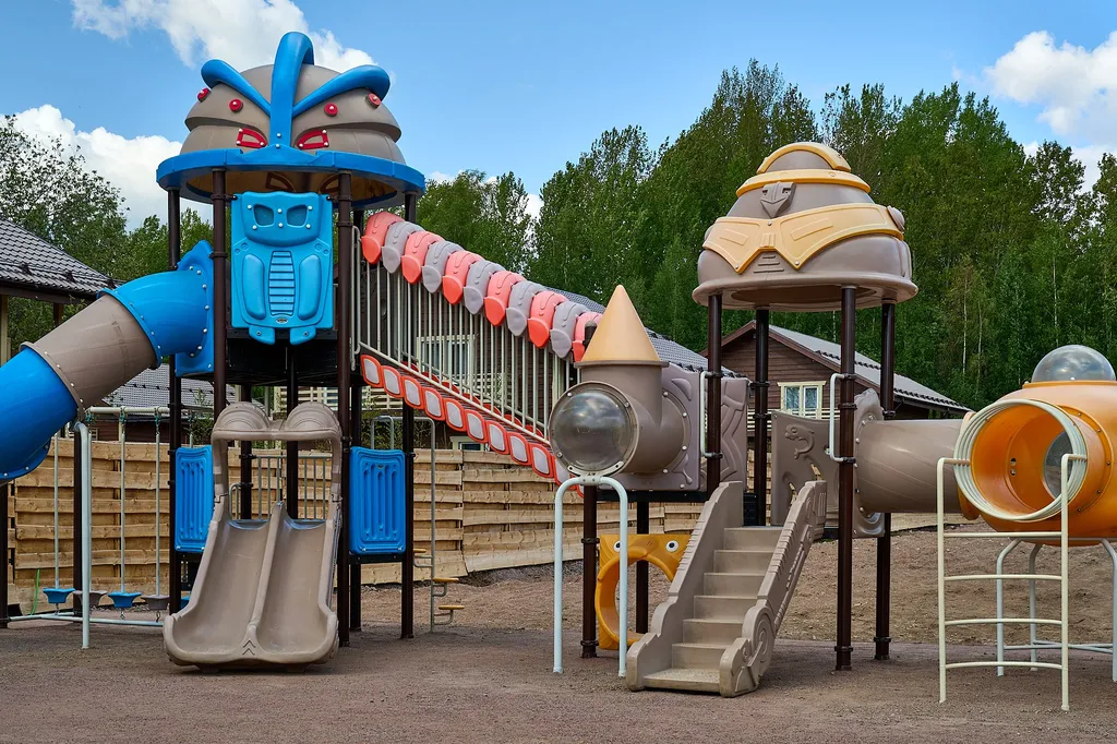 Коттедж Уютный коттедж рядом с озером — Светлое